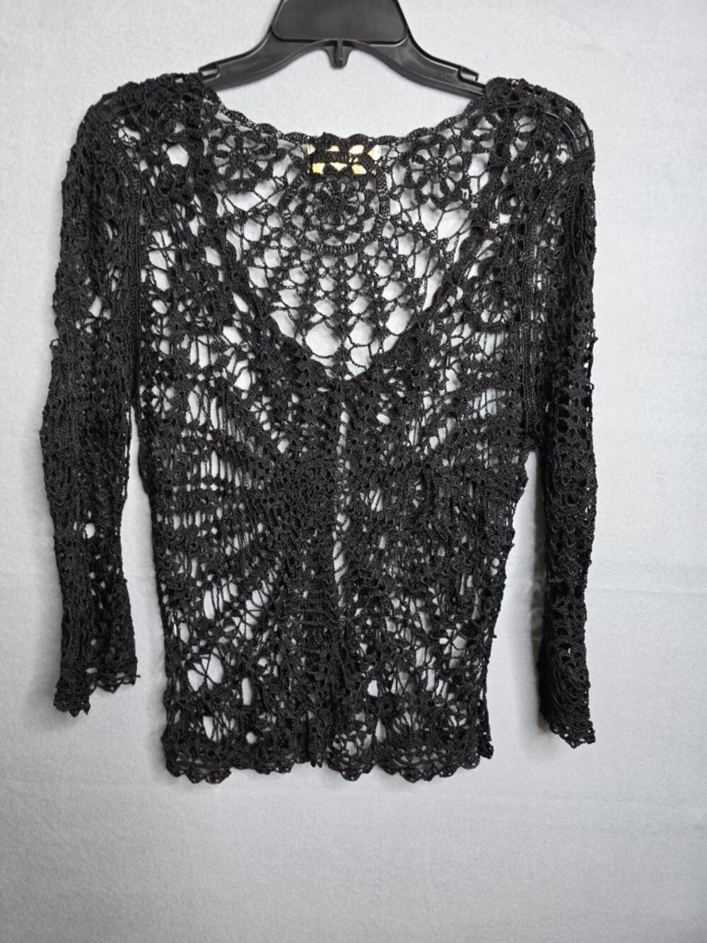 Stylish Black Crocheted Blouse with Long Sleeves & V-Neck - Size M - Picture 2 of 4